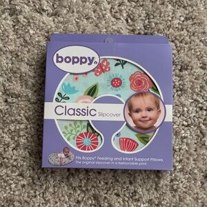 Boppy Classic Slipcover with Floral Pattern